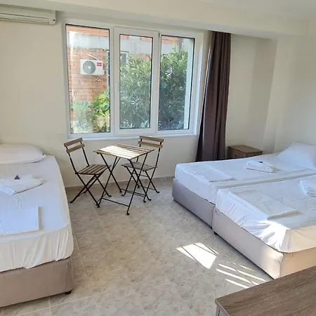 беглик таш 2 Pensión Primorsko